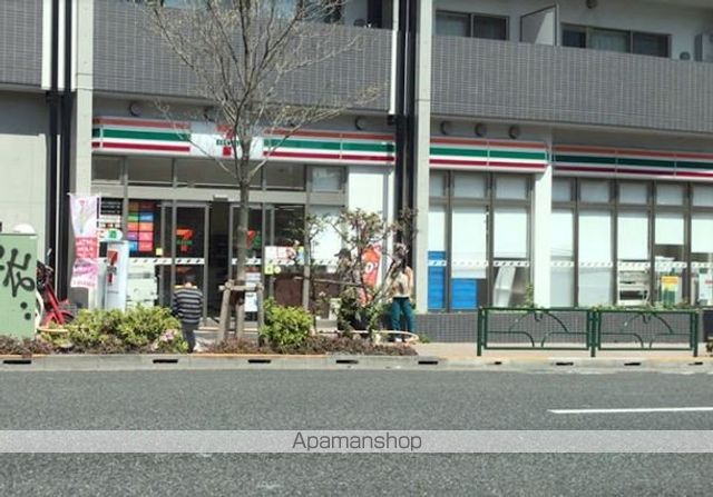 コンビニ　セブン－イレブン中野中央１丁目東店（コンビニ）まで235m