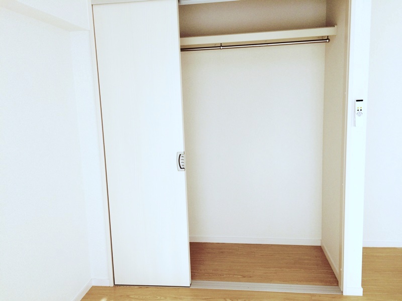 収納　クローゼット
