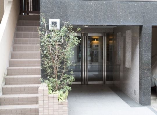 ロアール井荻駅前の外観写真