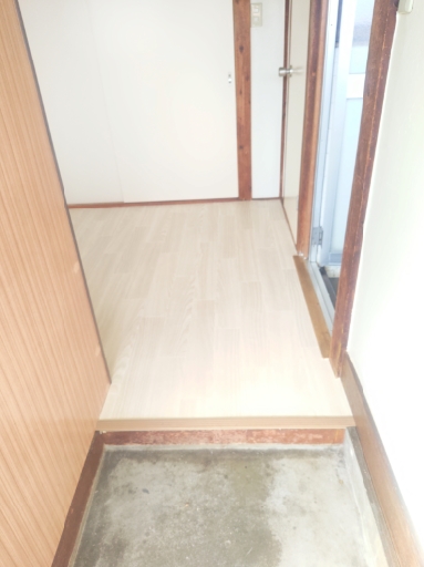 玄関　※別部屋参考写真☆