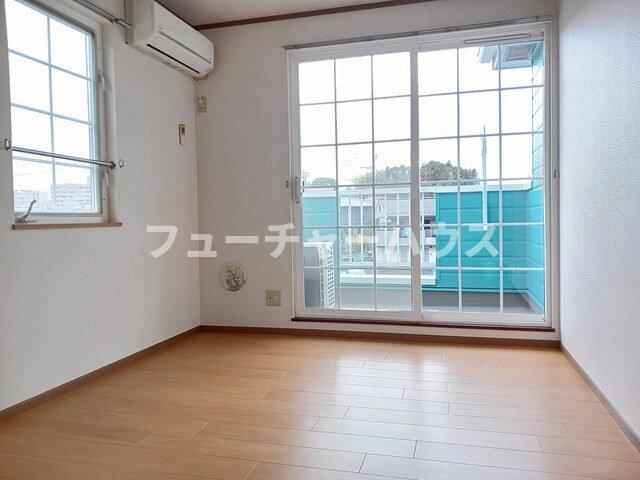 居室・リビング　使いやすい居間です