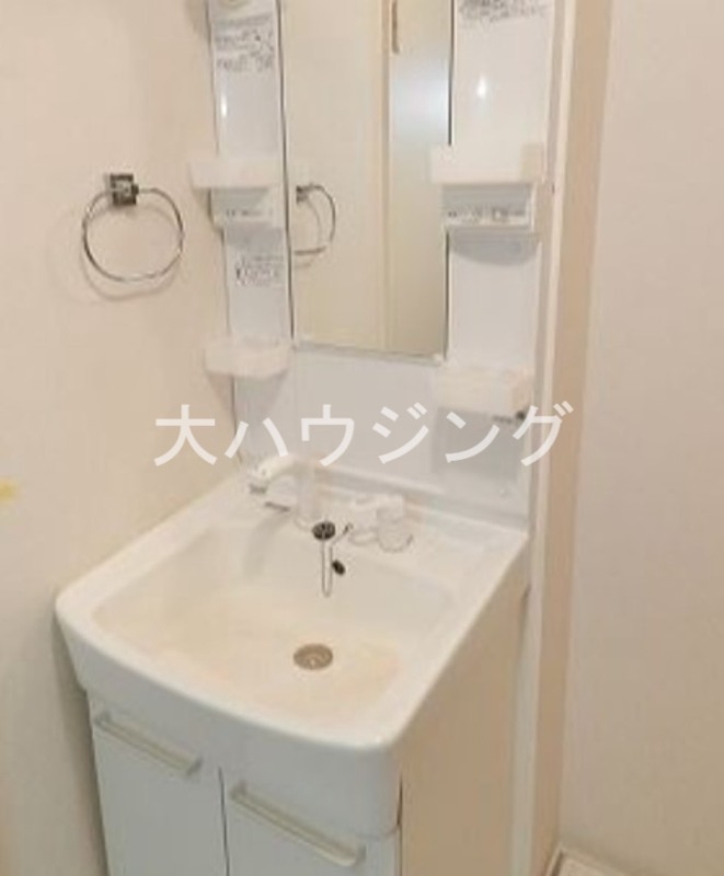 東急目黒線 西小山駅 徒歩5分 3階建 築17年の内装写真
