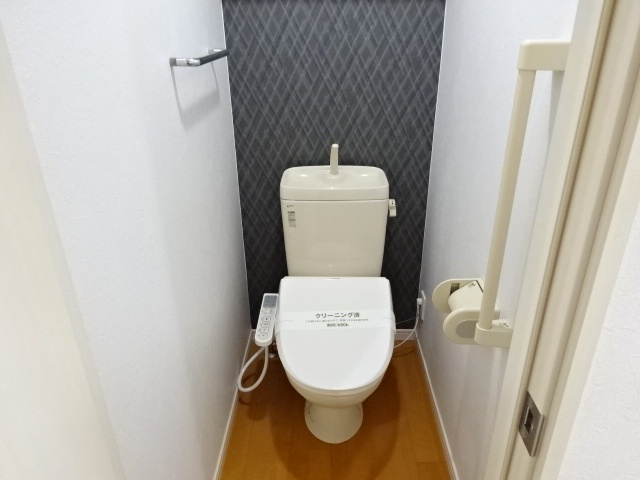 トイレ　シックで清潔感あるトイレです