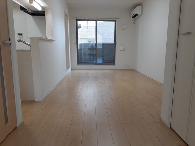居室・リビング　居間です