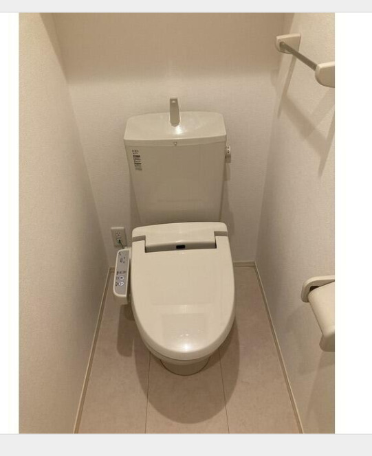 トイレ　ゆったりとした空間のトイレです