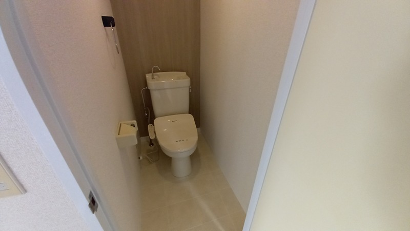 トイレ　※他部屋同タイプ