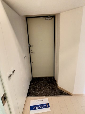玄関　玄関です。