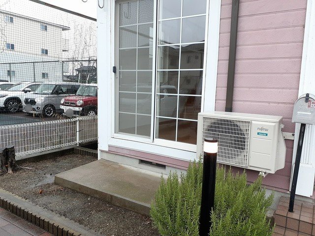 バルコニー　落ち着いた時間を過ごせるバルコニーです