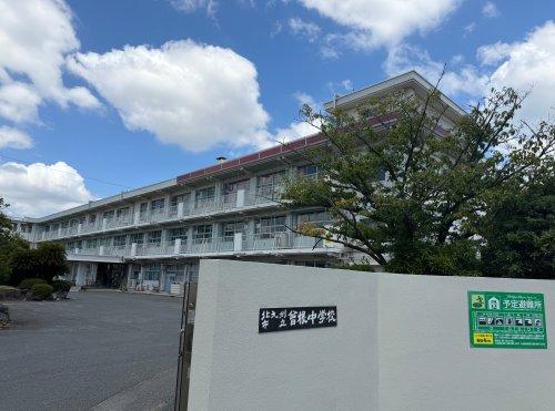 中学校　北九州市立曽根中学校（中学校）まで1510m