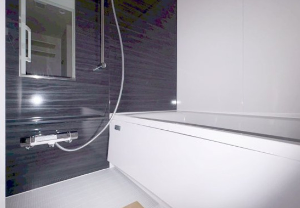バス・シャワールーム　同マンション別部屋参考写真