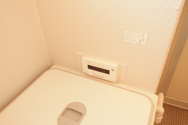 その他設備　追い焚き機能付き給湯