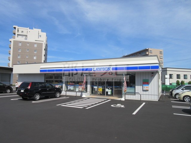 コンビニ　ローソン札幌発寒6条四丁目店（コンビニ）まで512m