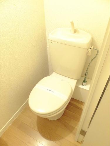 レオパレスエスペランサのトイレ写真