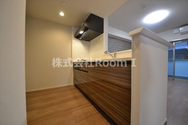 キッチン　コンパクトなキッチンで掃除もラクラク