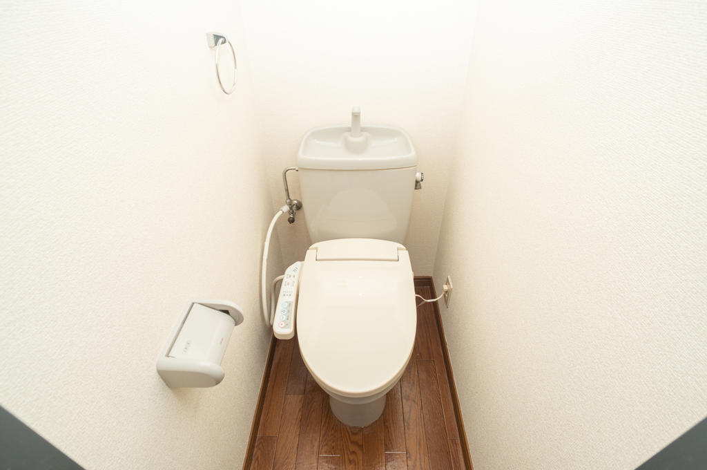 トイレ　同タイプ参考写真