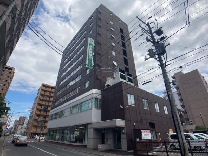 【札幌市中央区南一条西のマンションの銀行】
