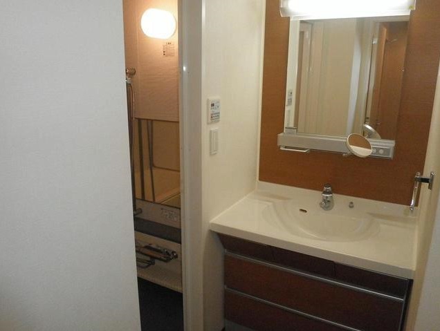 洗面設備　パウダールーム