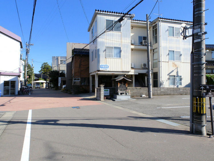 その他　前面道路