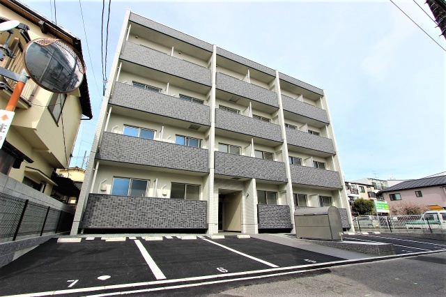 広島市南区西旭町のマンションの建物外観