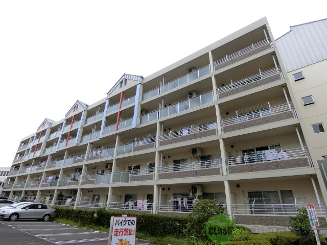 茨木市学園町のマンションの建物外観