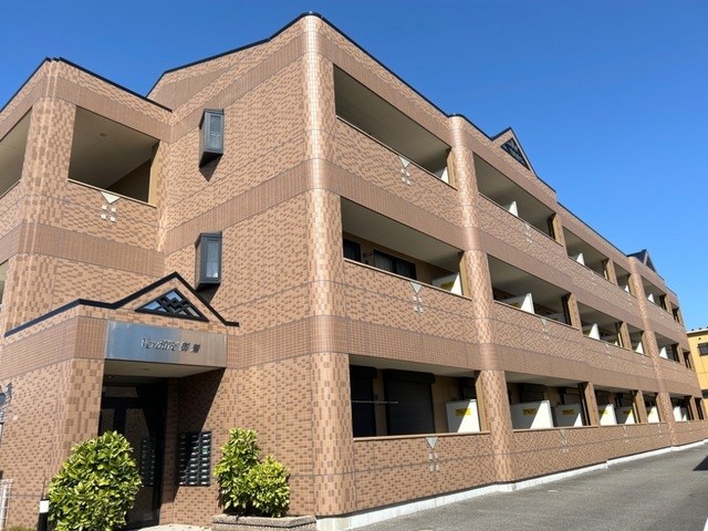 姫路市御国野町御着のマンションの建物外観