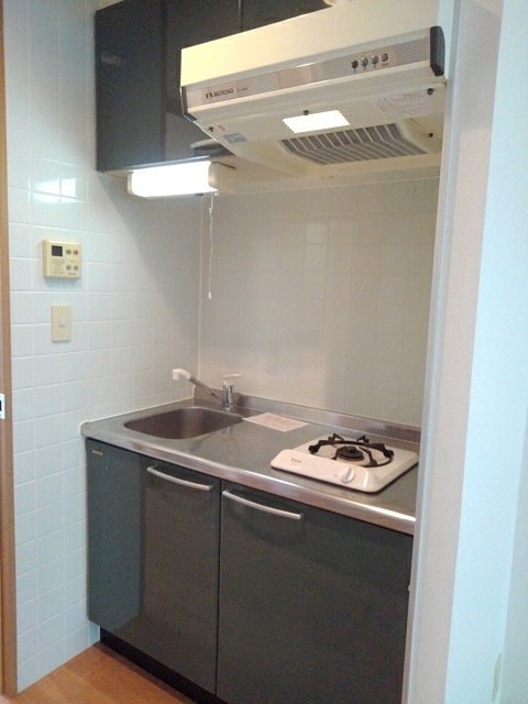 キッチン　ガスコンロ付きです。