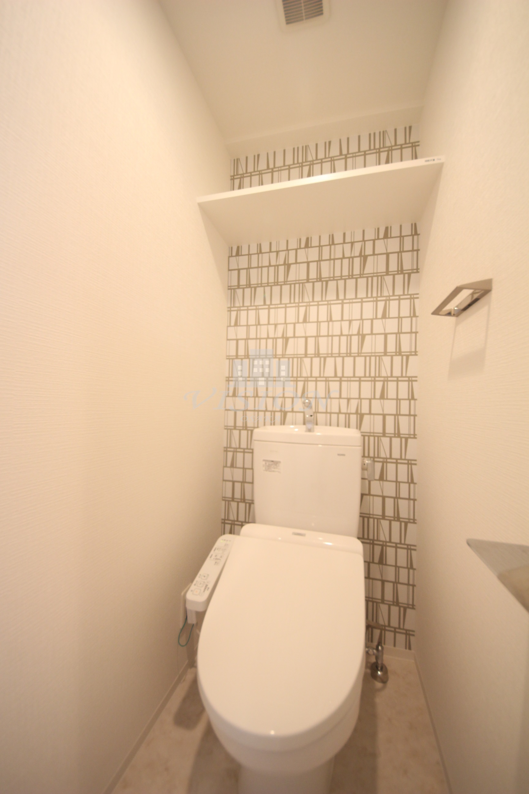 阪急神戸線 十三駅 徒歩4分 9階建 築5年のトイレ写真