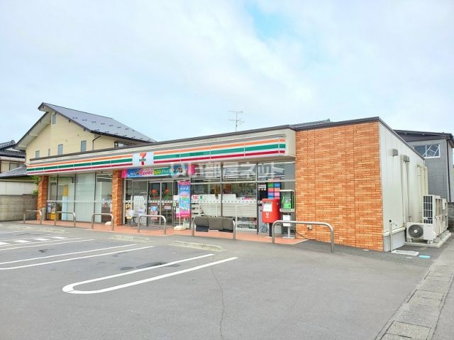 コンビニ　セブンイレブン 白石蔵王駅前店（コンビニ）まで945m