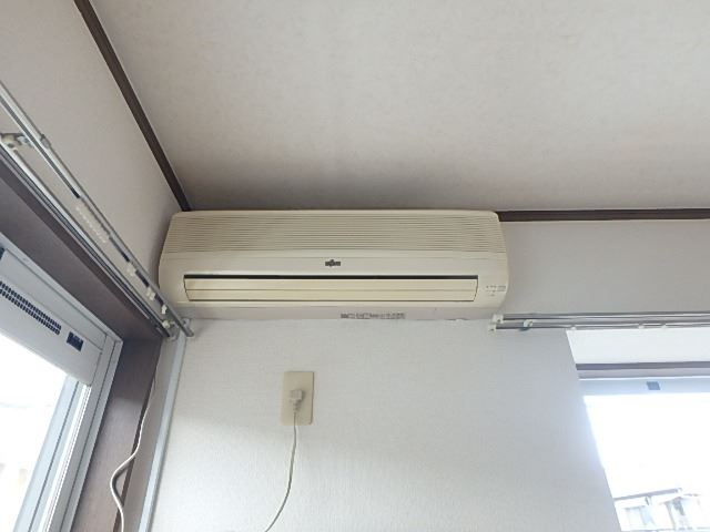 その他設備　エアコンあります。
