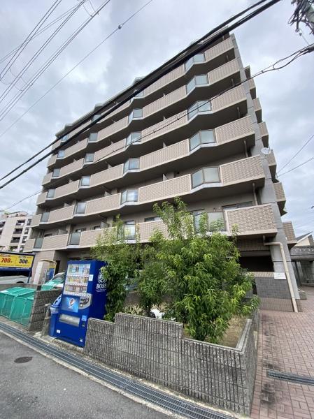 寝屋川市石津中町のマンションの建物外観