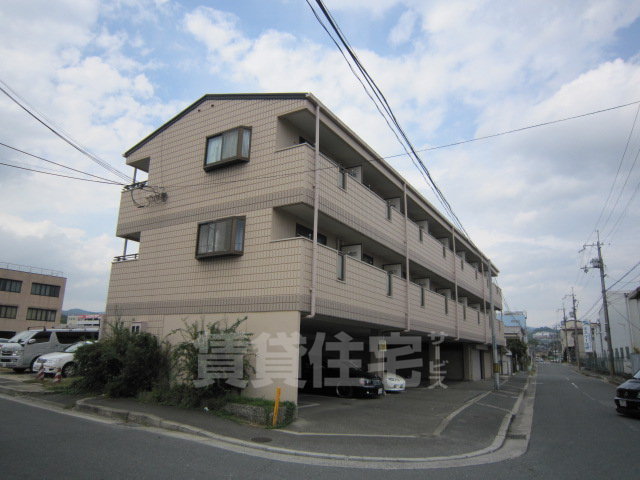 パルコート豊川の建物外観