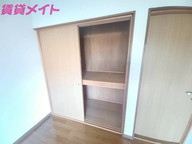 収納　駐車場２台あり