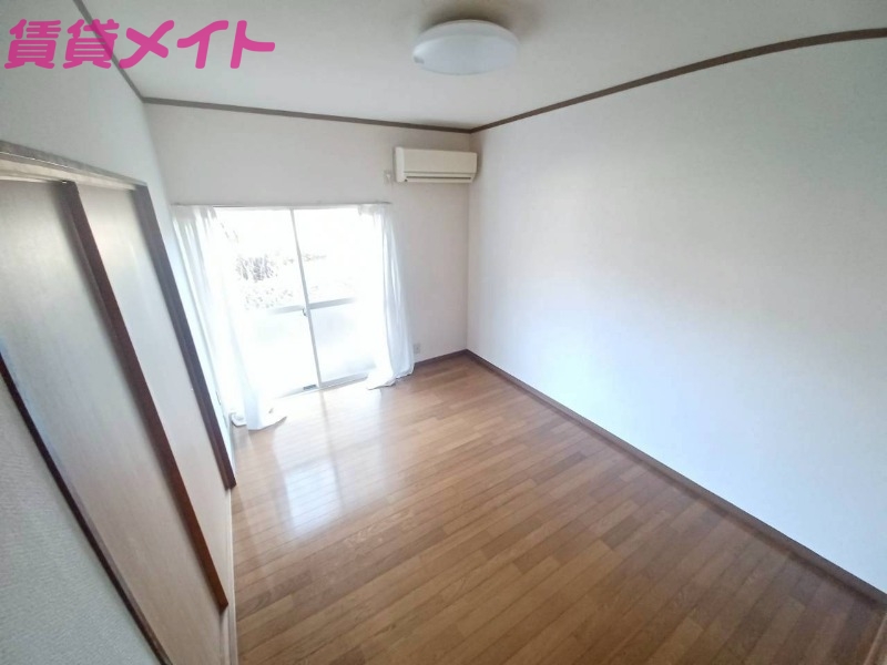 居室・リビング　即入居可