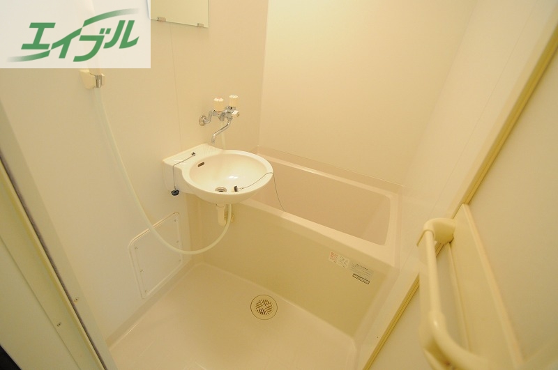 バス・シャワールーム　※写真と現状が異なる場合は現状を優先