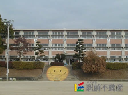 中学校　甘木中学校（中学校）まで1400m