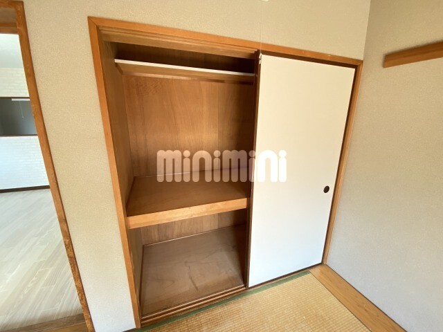 収納　※写真は別室