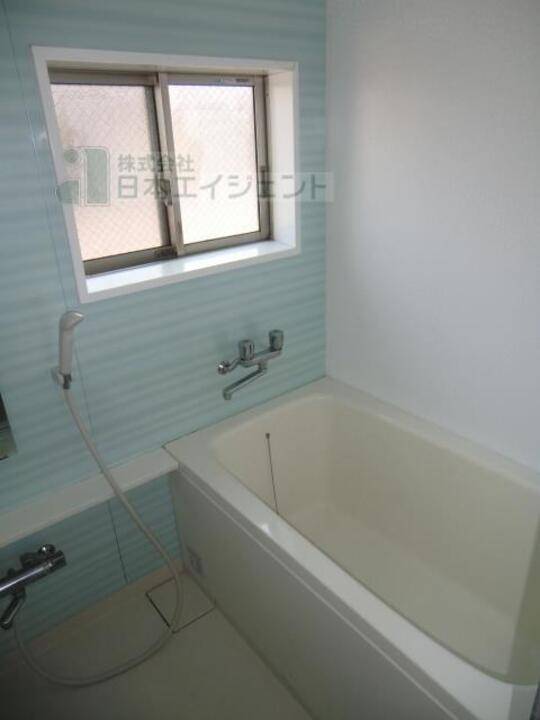 バス・シャワールーム　浴室