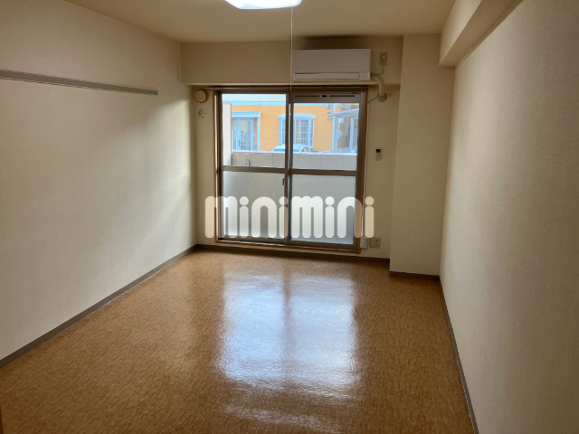 居室・リビング　広めのキッチンスペース