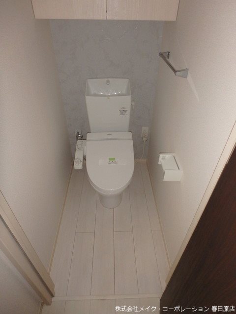 トイレ　写真は同型タイプ