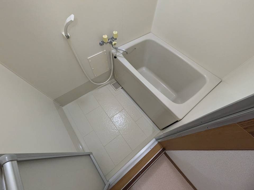 バス・シャワールーム　浴室