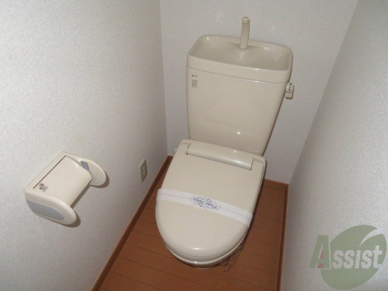 トイレ　トイレは清潔感があり安心して使用できそうです。