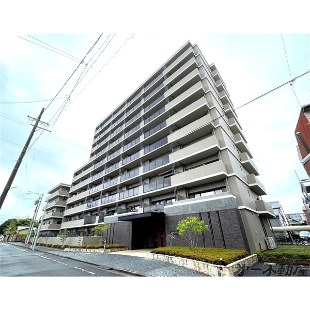 エントランス　建物外観