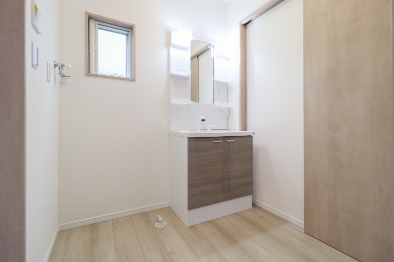 洗面設備　図面と現状に相違がある場合には現状を優先