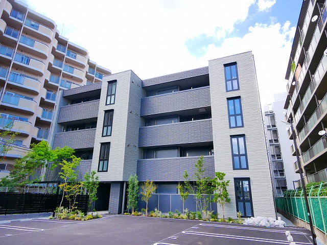 建物外観　外観は落ち着いています