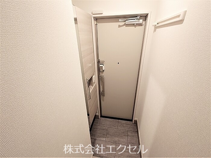 玄関　シューズボックス完備です。