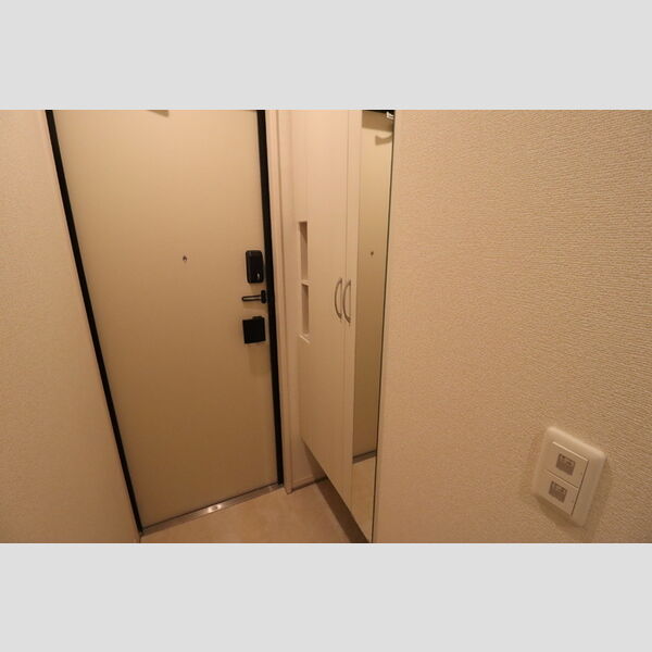 玄関　シンプルで使いやすい玄関です