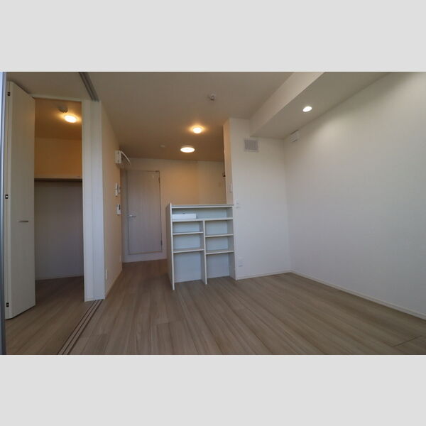 居室・リビング　こちらの居間で趣味の時間をお楽しみください