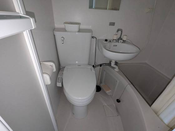APARTMENT YOKOGAWA-SOのトイレ写真