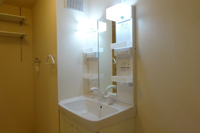 洗面設備　洗髪洗面化粧台