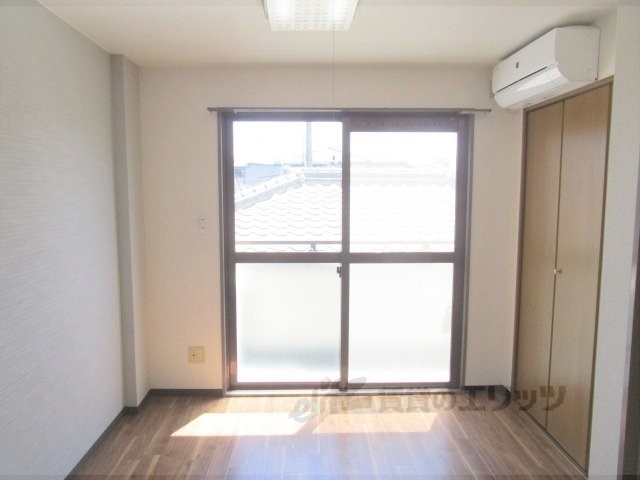 居室・リビング　洋室